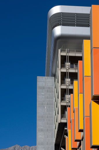 Aufstockung Frauen- und Kopfklinik Innsbruck - Karl Heinz